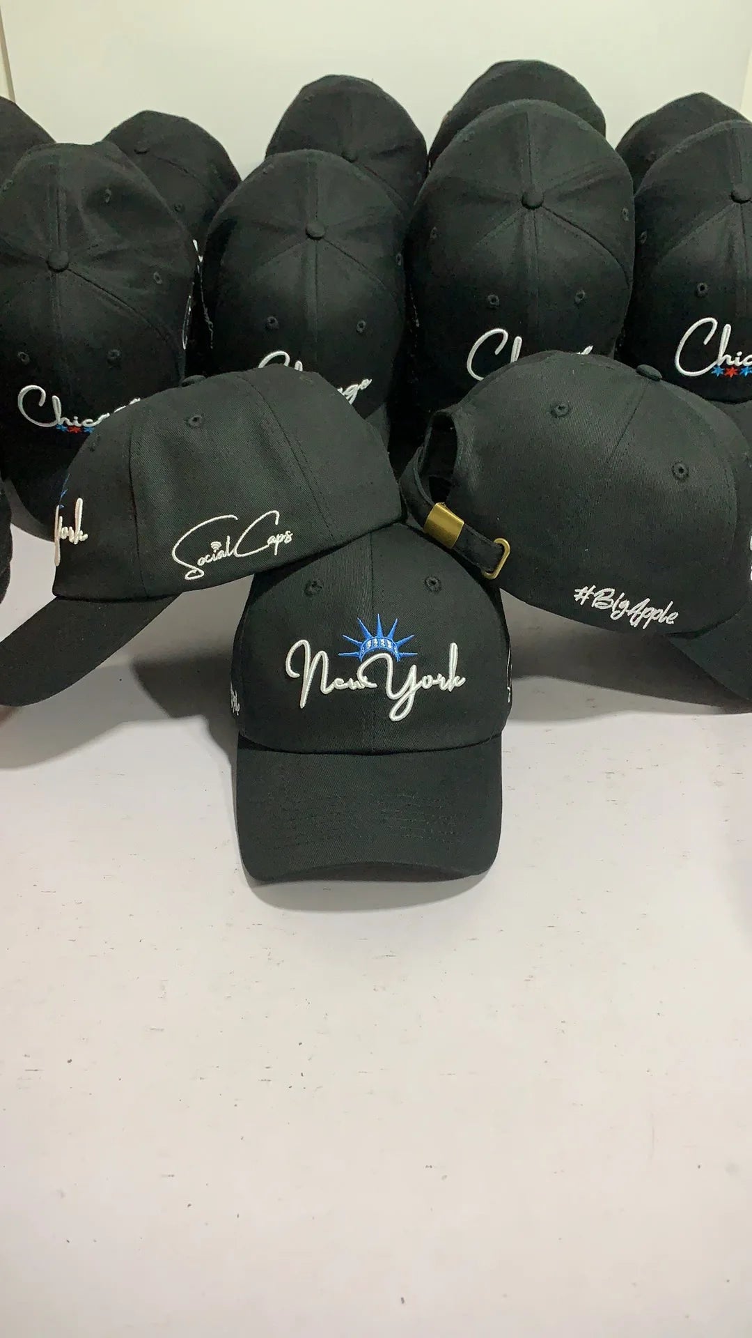 Low Moq High Quality Cotton Caps And Hats Men Custom Embroidery 6 Panel Dad Hat