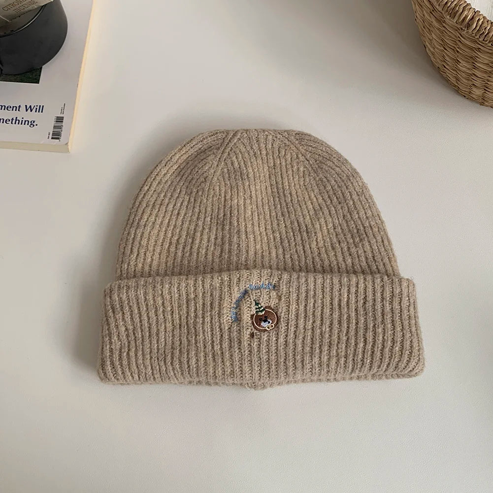 2025 New Autumn Winter Bear Embroidery Windproof Pullover Beanie Hat