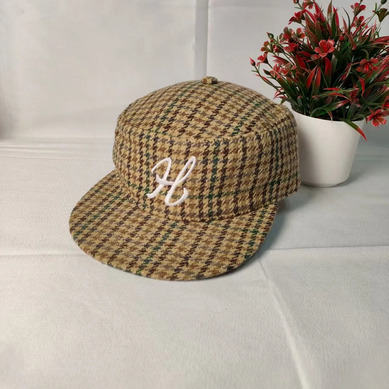 Autumn Unisex Old Money Flat Top Baseball Cap Retro