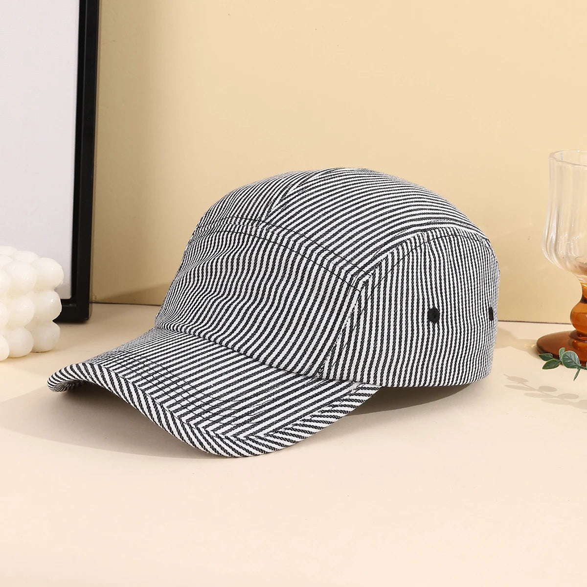 Korean Minimalist Striped Baseball Cap Street Fashion Brand Hip Hop Flat Brimmed Cap
