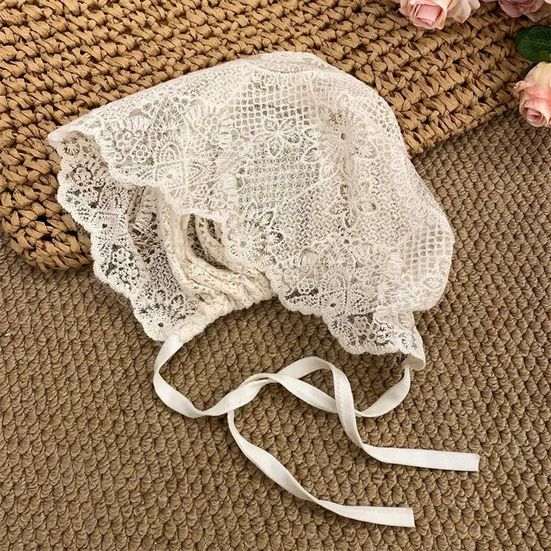 New Drawstring White Hollow Out Flower Bonnet Spring Women's Knitted