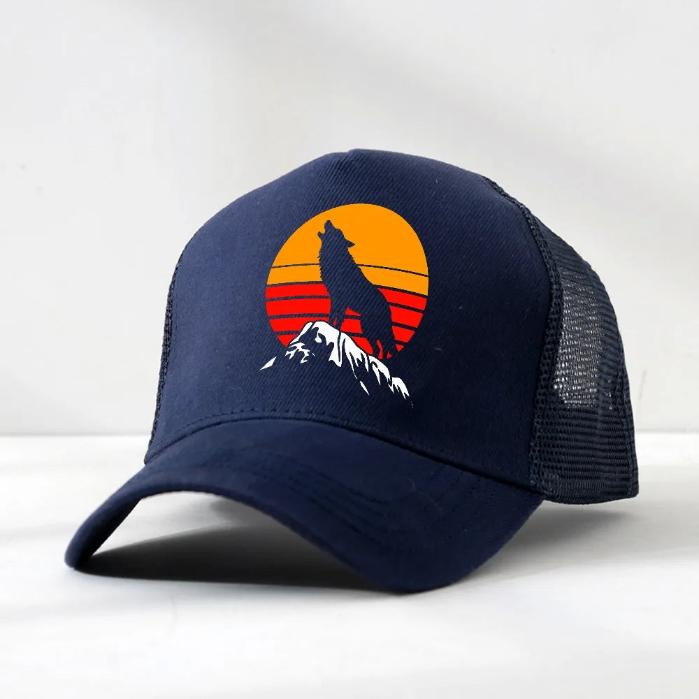 Four Seasons Trucker Cap Men Women Snapback Hip Hop Baseball Cap Sunset Wolf Adjustable Visor Hat Mesh Breathable Hats