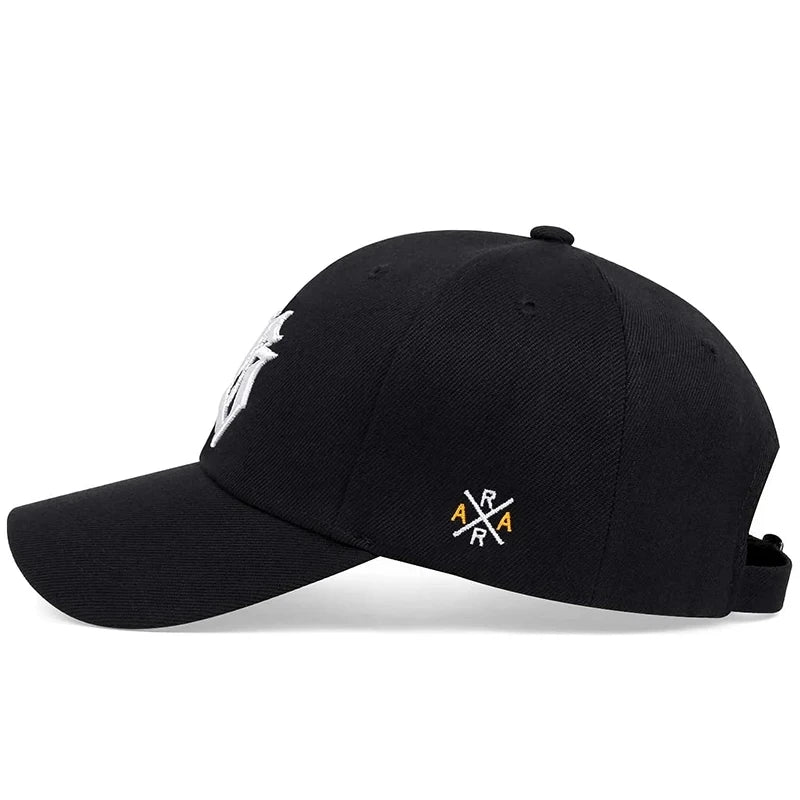 Unisex B Letter Embroidery Baseball Cap Spring and Autumn Outdoor Adjustable Casual Sunscreen Hat