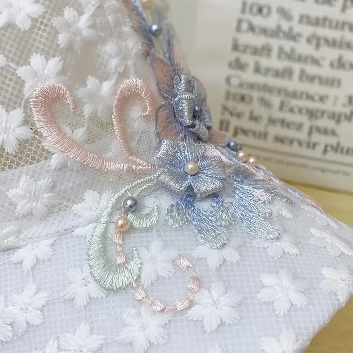 Unisex Lace Flower Embroidery Breathable Baseball Net Caps