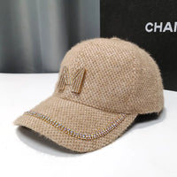Khaki M