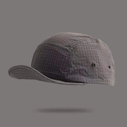 Fashionable Light Board Soft Brimmed Checkered Baseball Cap