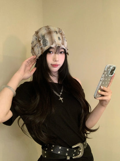 Women's Retro Checked Distressed Beanie