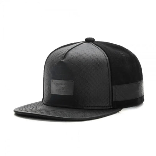 Fashion Hip Hop Hat Iron Tag Leather Checkered Pattern Adjustable Outdoor Adult Casual Sports Hat Baseball Cap
