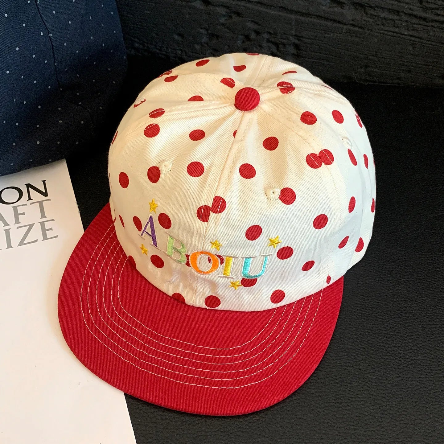 Korean Polka Dot Letter Embroidery Color Blocking Flat Brim Hip Hop Hat for Men and Women