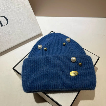 Designer Pearls Brooch Knitted Hat Women Luxury