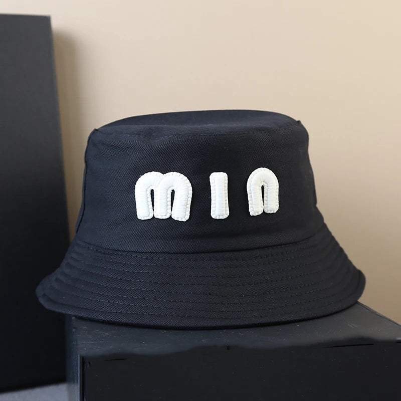 2025 Designer Luxury Fisherman Hat Versatile Women Basin Hat