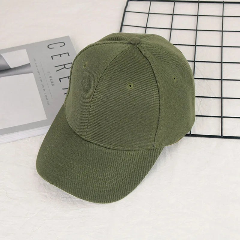 Fashion Retro Solid Color Men and Women Universal Baseball Cap