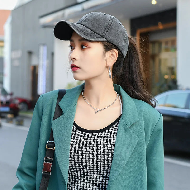 Women's Baseball Cap with Ponytail Design Suitable for Outdoor Sports