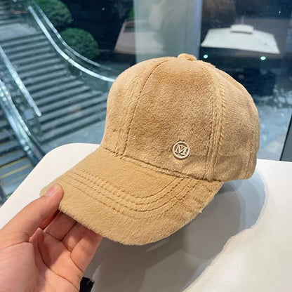 M-Letter Versatile Baseball Cap for Autumn and Winter