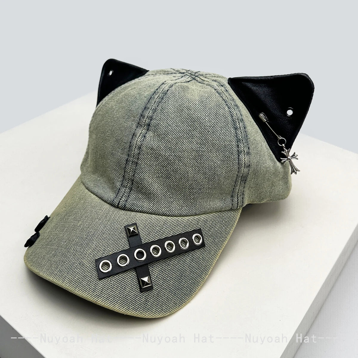 Unisex Street Style Rivet Leopard Print Baseball Cap