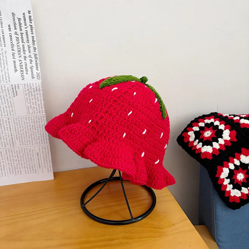 Snow Cap Men Women Strawberry Crochet Hat Handmade Floral Portable Knitted