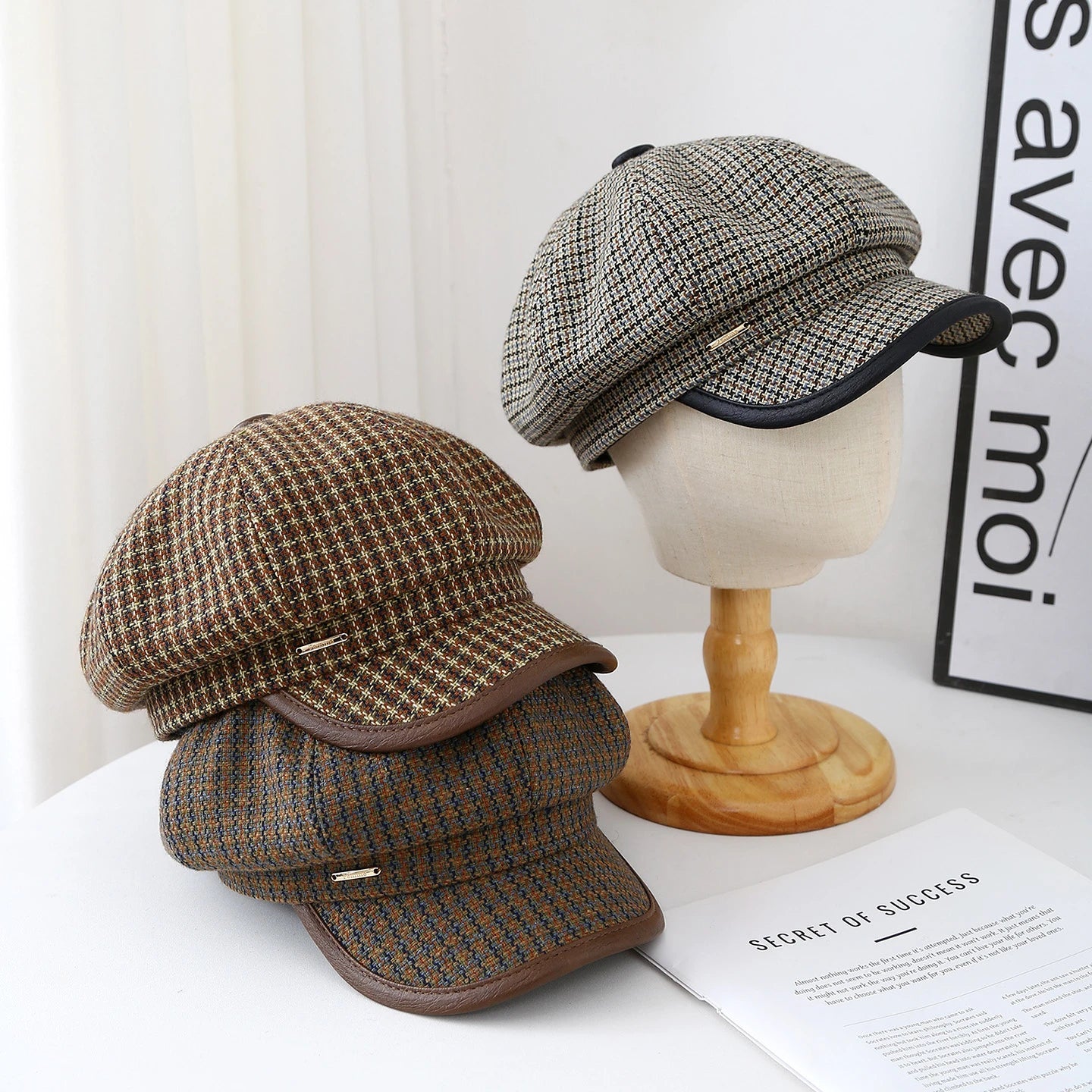 Women's Vintage Newsboy Hat - Retro Plaid Octagonal Beret Cap