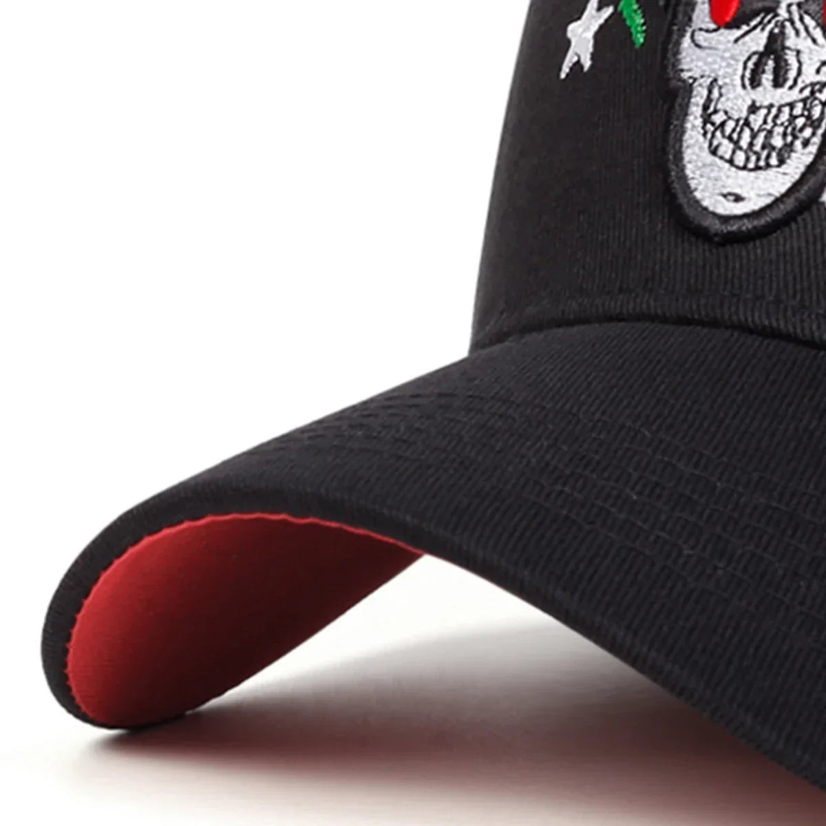Unisex Skull Embroidery Baseball Caps Spring and Autumn