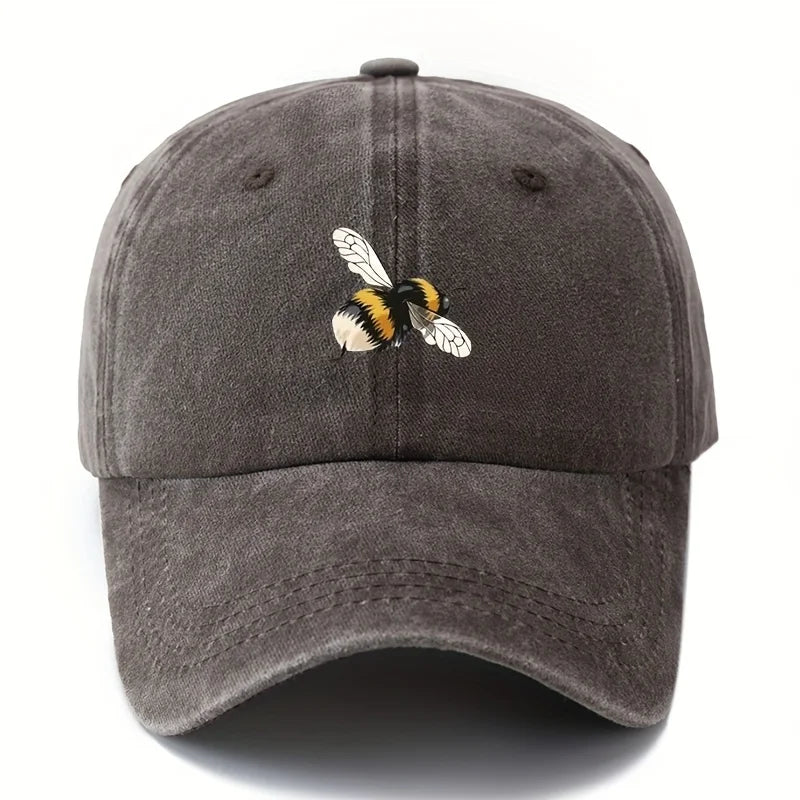 Cartoon Bee Patterned Baseball Cap with Lightweight Curved Brim Suitable for Outdoor Camping