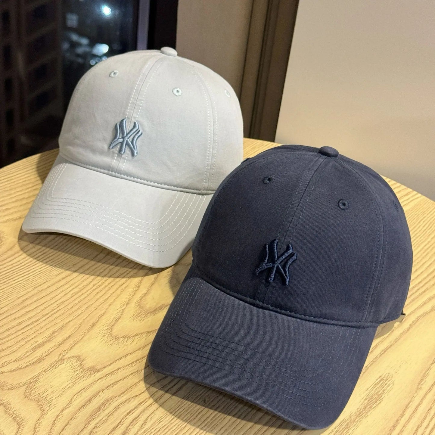 Retro Embroidered Men's And Women's Luxury Designer Soft-Top Baseball Cap