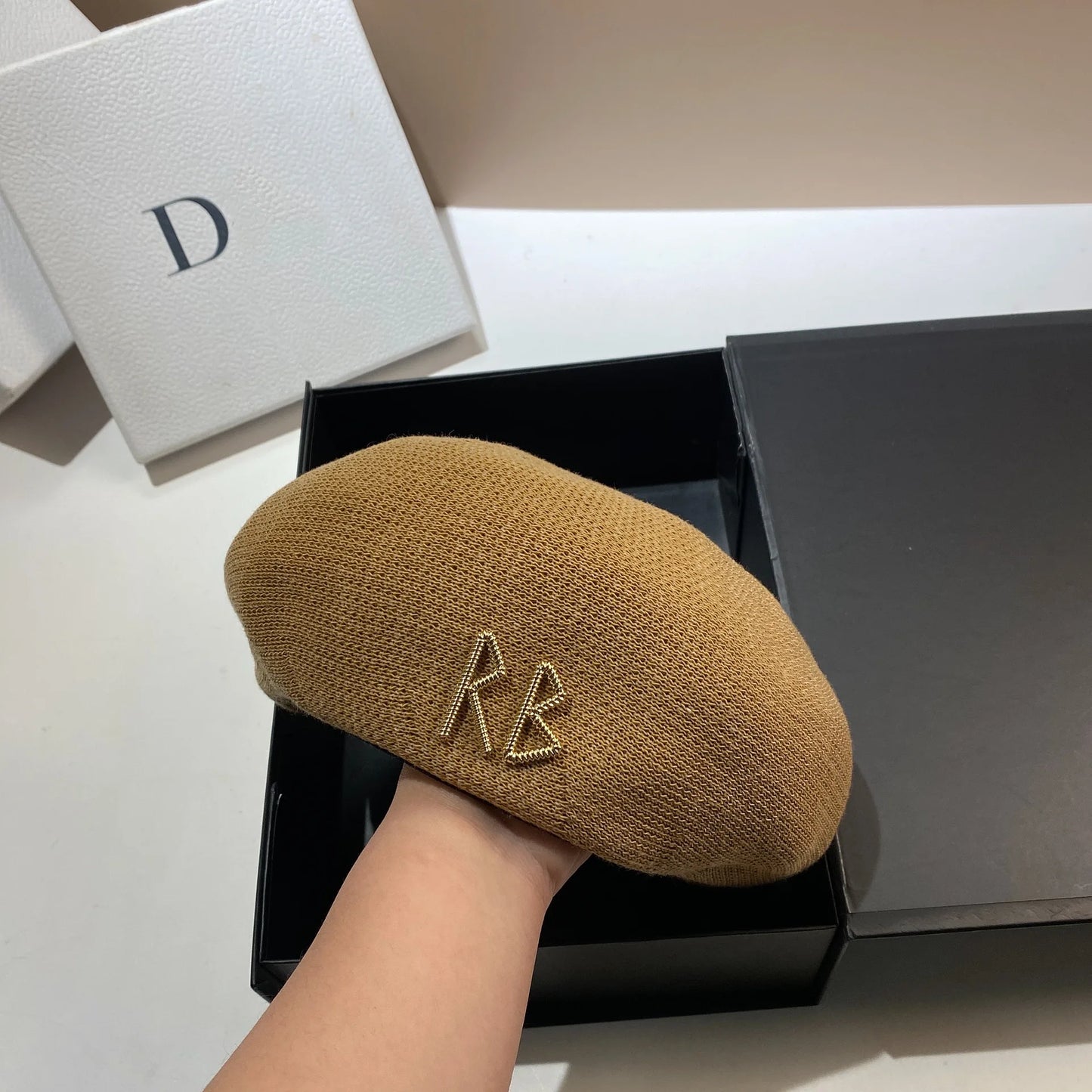 Women's French Beret English Letters Autumn And Winter Wool Hat