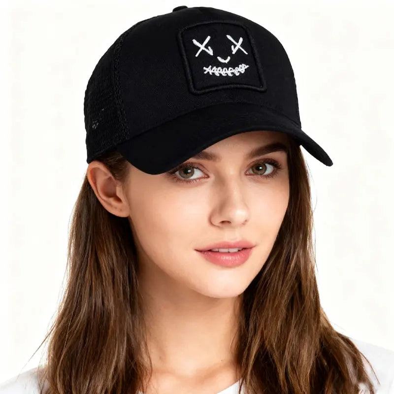 Breathable Duckbill Cap Sun Protection Unisex Hip-Hop Smiley Face Embroidered