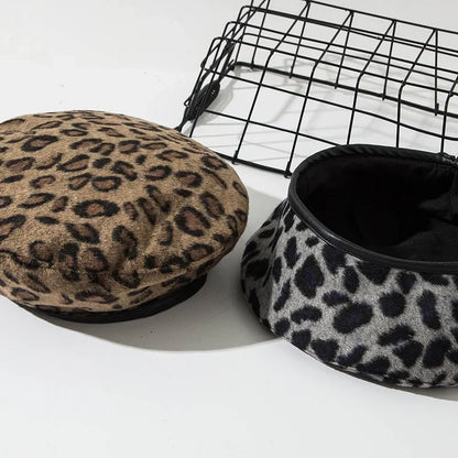 Women Vintage Style Leopard Painter Hat Round Beret Caps