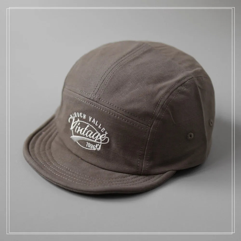 Casual Short Brim Baseball Cap 5-Panel Breathable Flat-Brimmed Sun Cap