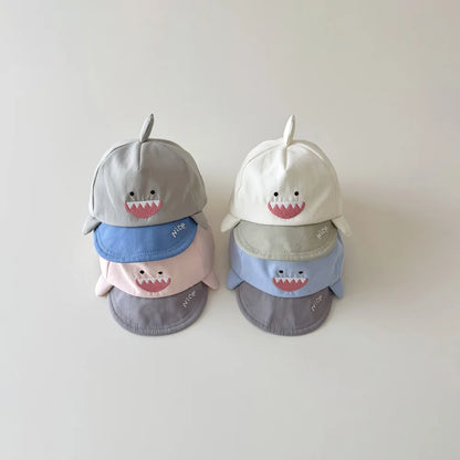 New 3-16M Baby Hat Contrast Color Cute Shark Shape Toddlers Baseball Cap