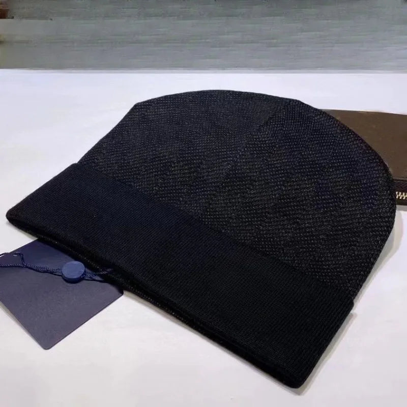 Hip Hop Women's New Versatile Letter Rolled Edge Woolen Hat