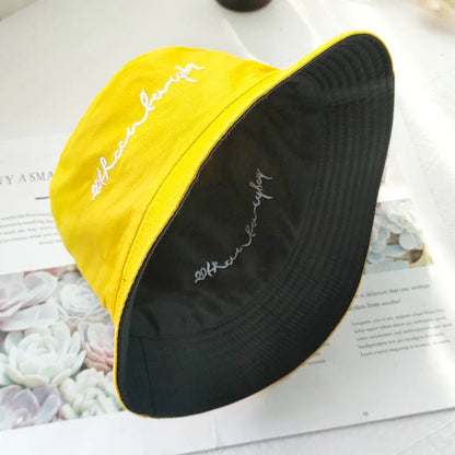 Lovely Embroidery Strawberry Sun Hats Casual Embroidery Bucket Hats for Woman