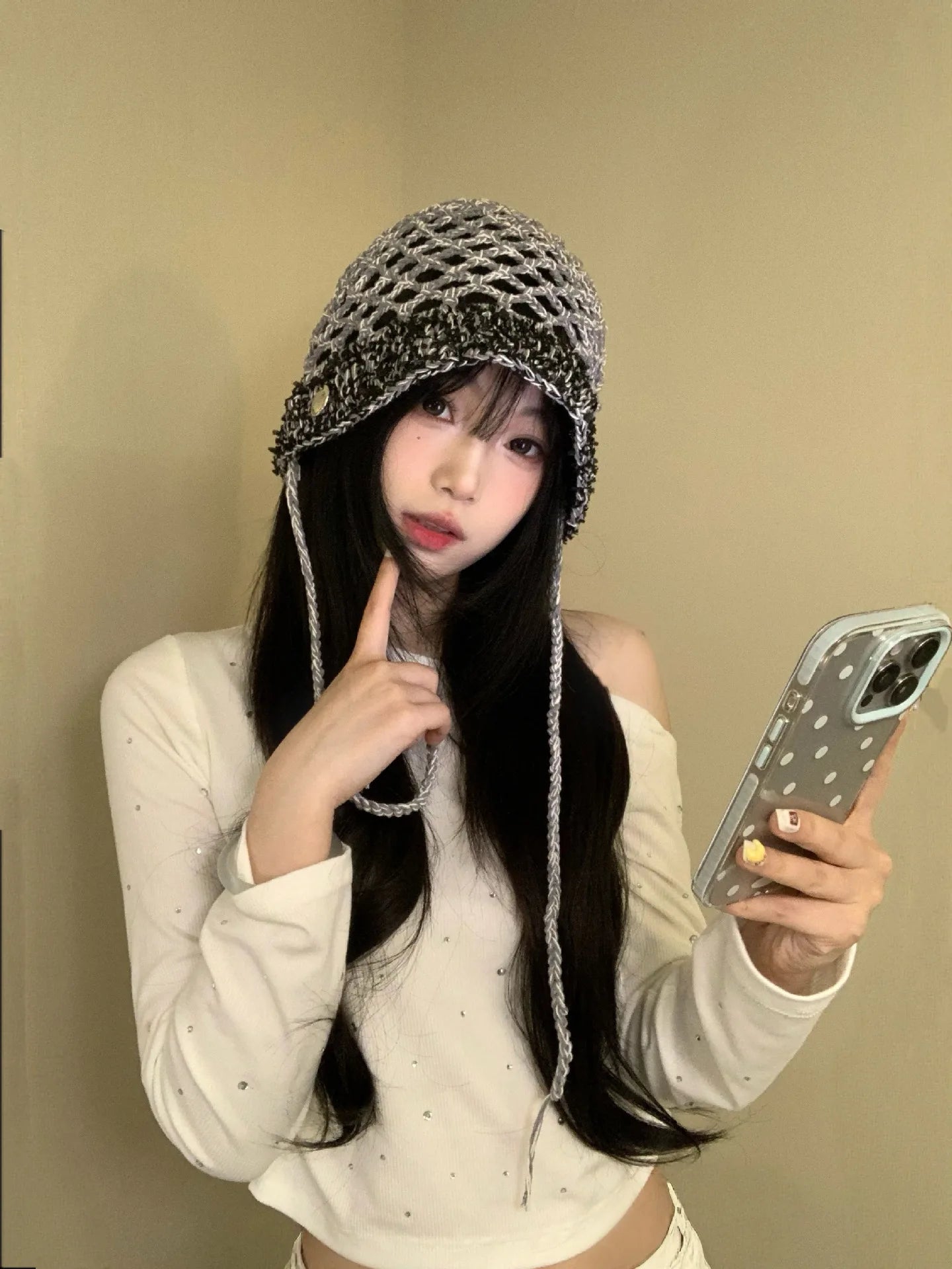 Lightweight Summer Style, Retro-Inspired Artistic Knitted Beanie