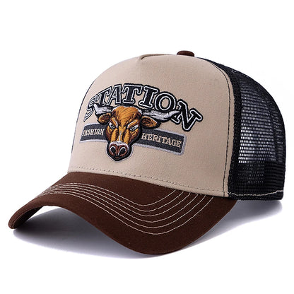 Unisex Summer Breathable Mesh Trucker Hat Bulls Head Pattern Baseball Cap For Men And Women
