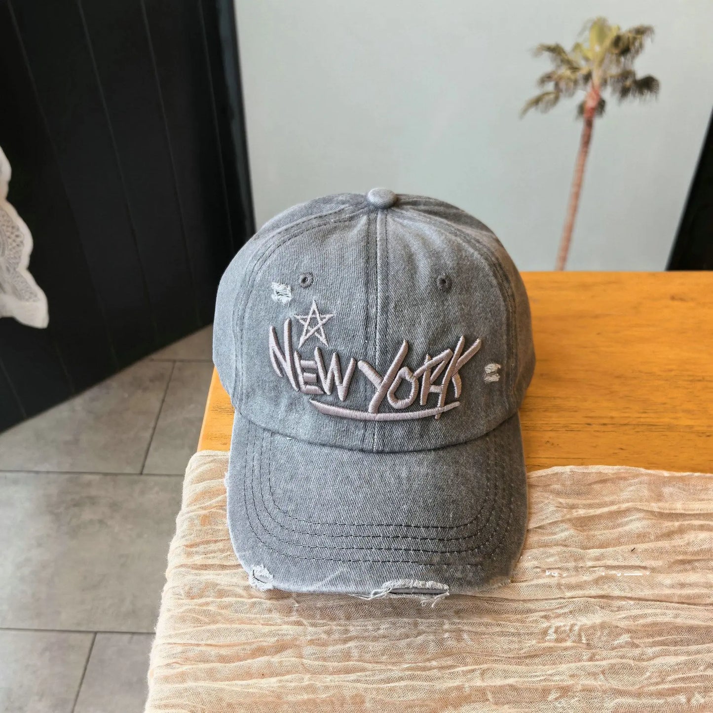 Fashion Letter Embroidery Baseball Cap for Women Men