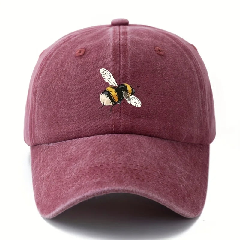 Cartoon Bee Patterned Baseball Cap with Lightweight Curved Brim Suitable for Outdoor Camping