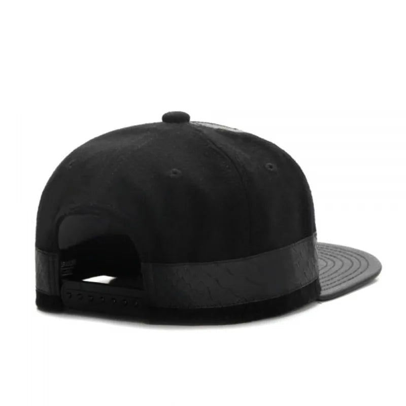 Fashion Hip Hop Hat Iron Tag Leather Checkered Pattern Adjustable Outdoor Adult Casual Sports Hat Baseball Cap