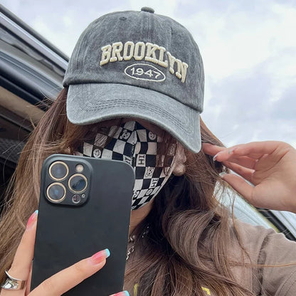 Letter Brook Baseball Caps for Womem Men