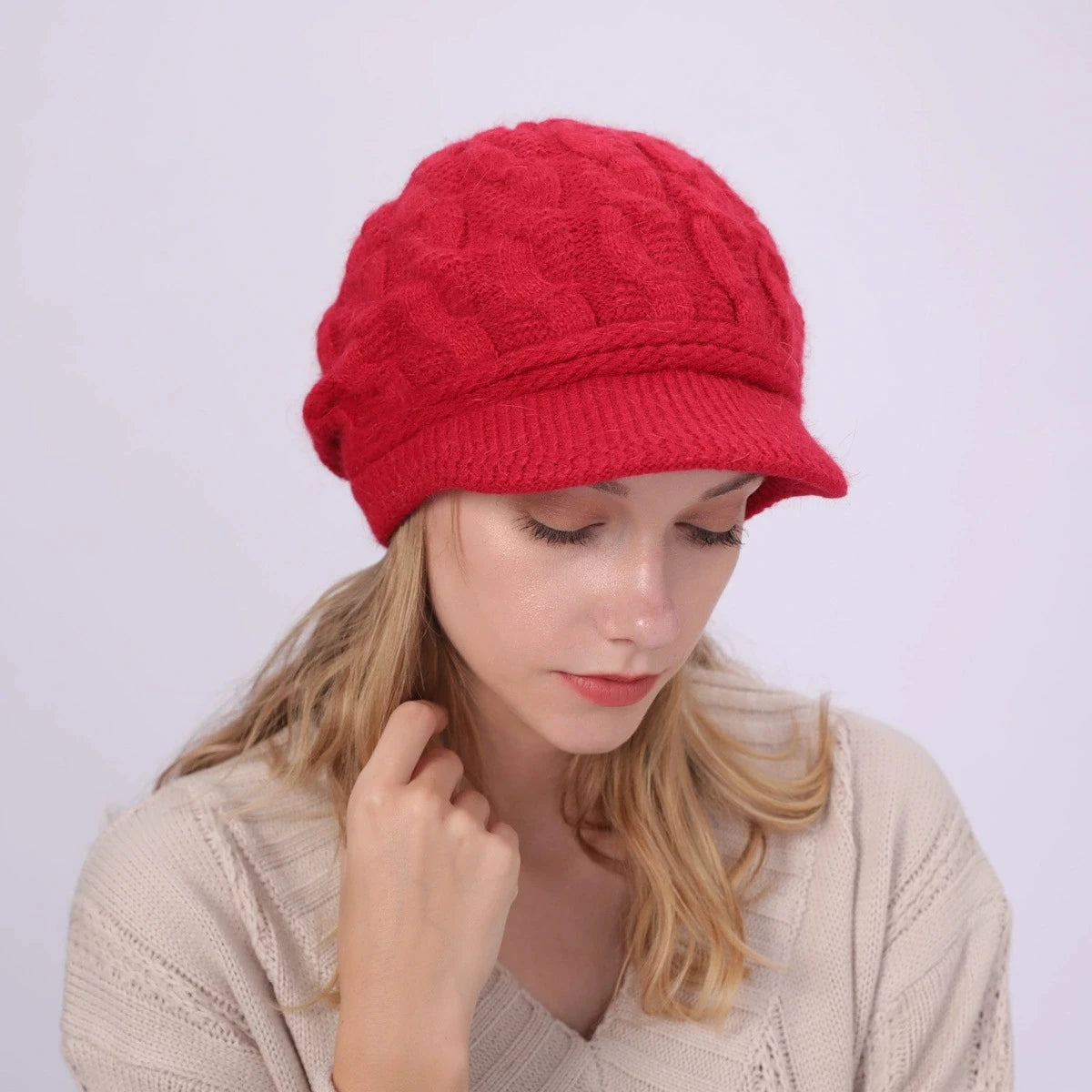 Women's Winter Cable Knit Hat Fashion Beret & Peaked Cap