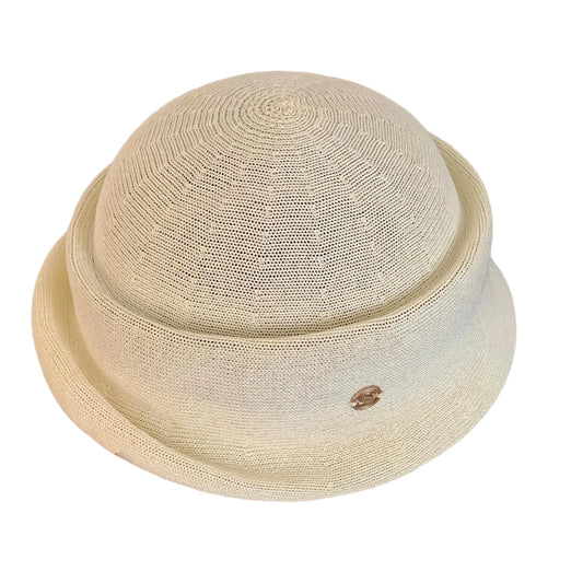 French-Style Hepburn-Inspired Metal-Trimmed Rolled-Brim Hat