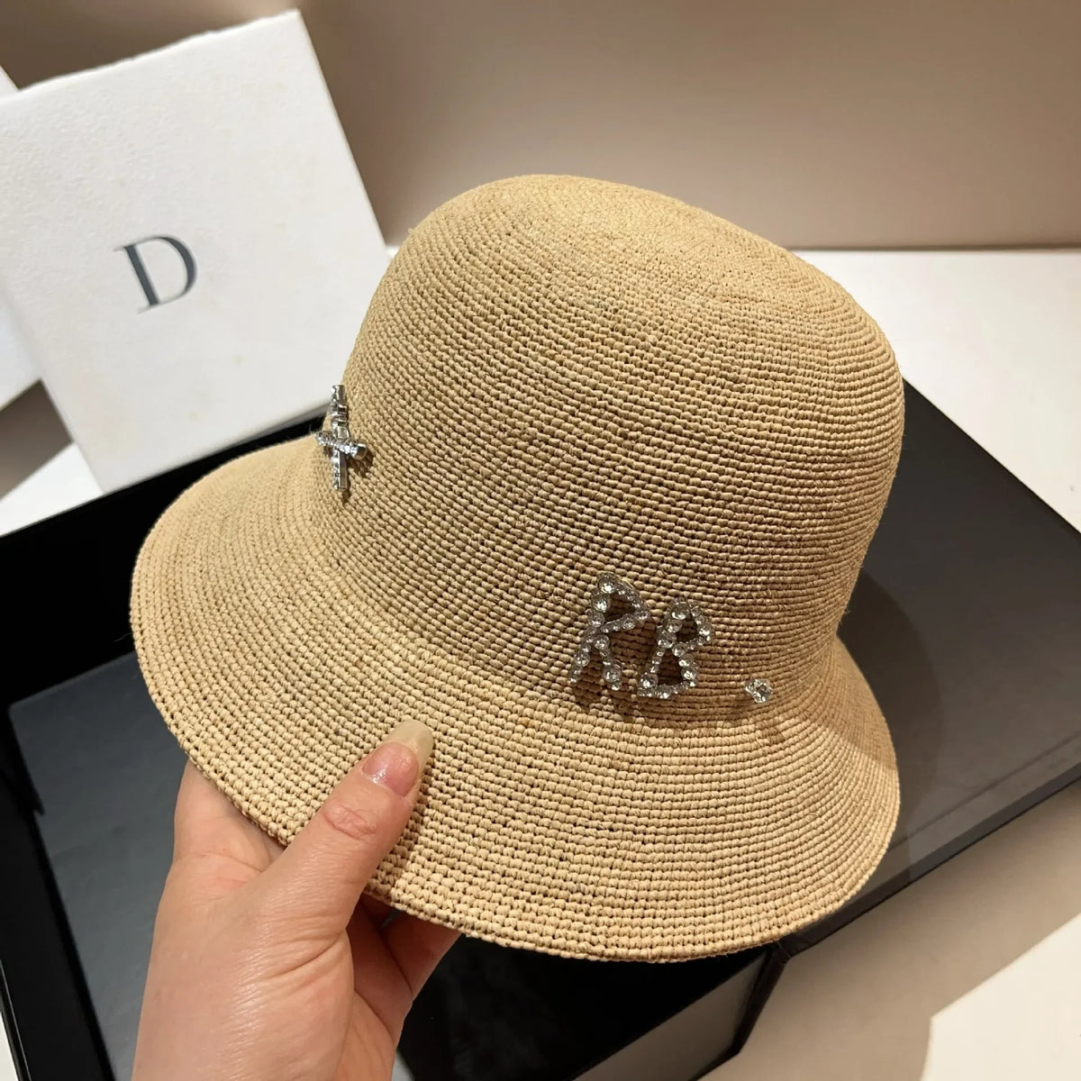 New Designer Raffia Straw Bucket Hat Women Beach Hat Female Korean Travel Sun Protection Breathable Fisherman Hat