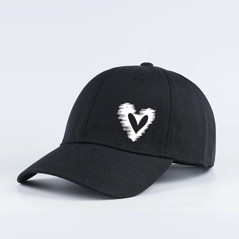 Stylish, Minimalist Baseball Cap with Heart Print