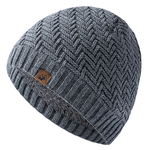 Unisex Peak Labal Winter Hats Fashion Knitted Hats