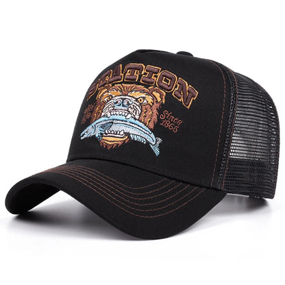Fashion Bear Eating Fish Truck Hat Men's Trendy Street Hat Women's Baseball Hat