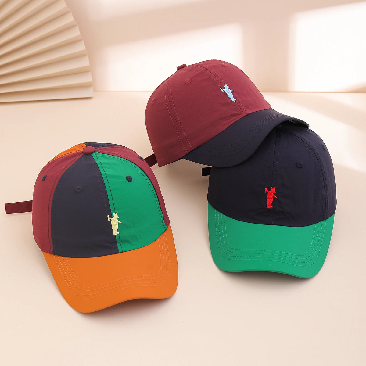 A Color-Blocked Embroidered Bear Quick-Drying, Lightweight, Sunshade, Versatile Baseball Cap