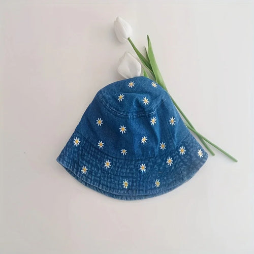 Women's Fashion Retro Embroidered Daisy Bucket Hat