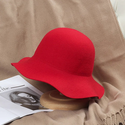 Fedora Hat Women's Autumn Wave Curled English Retro Versatile Fisherman Hat