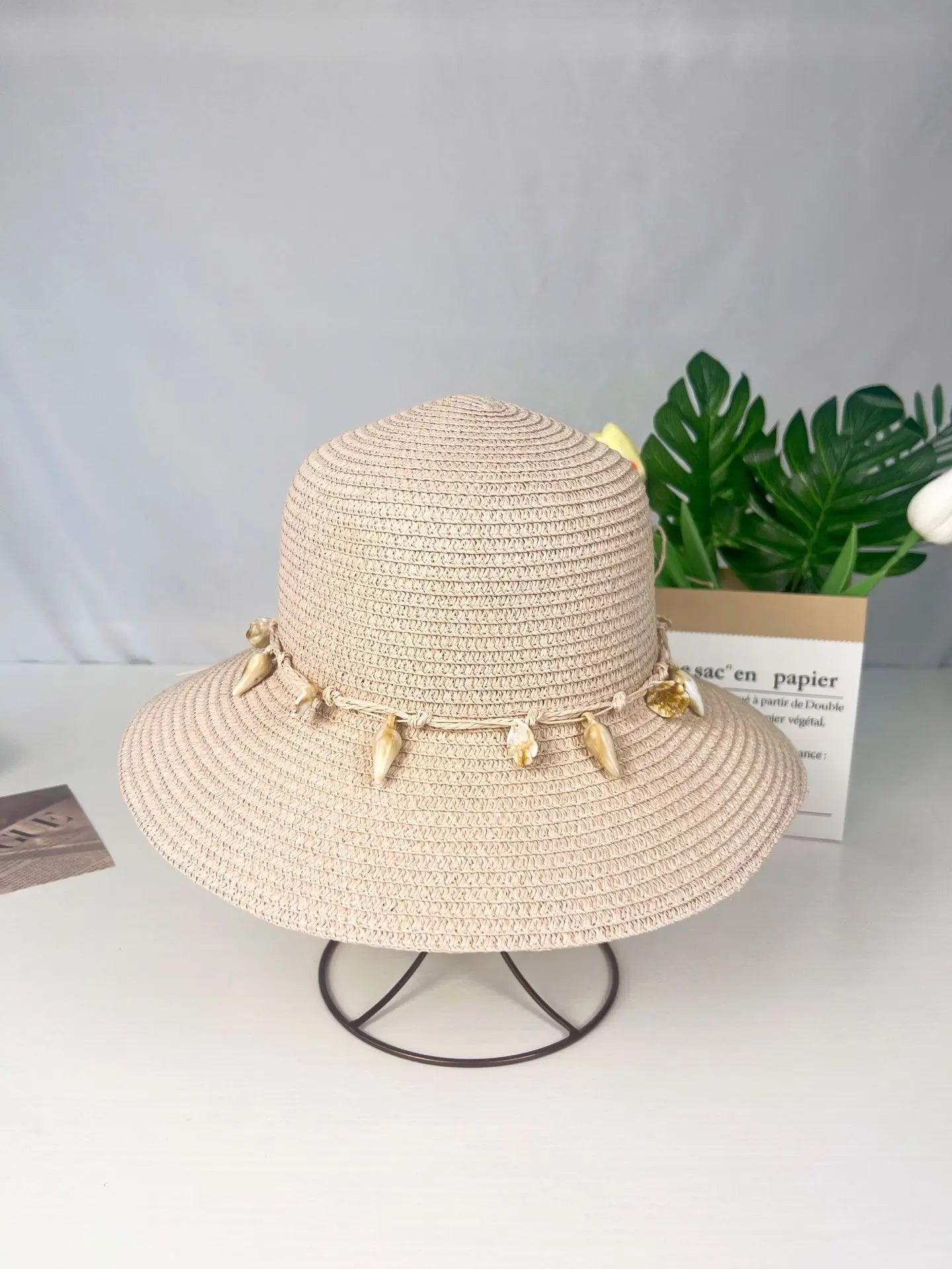 Women Summer Wide Brim Straw Hat Wave Edge Sun Protection