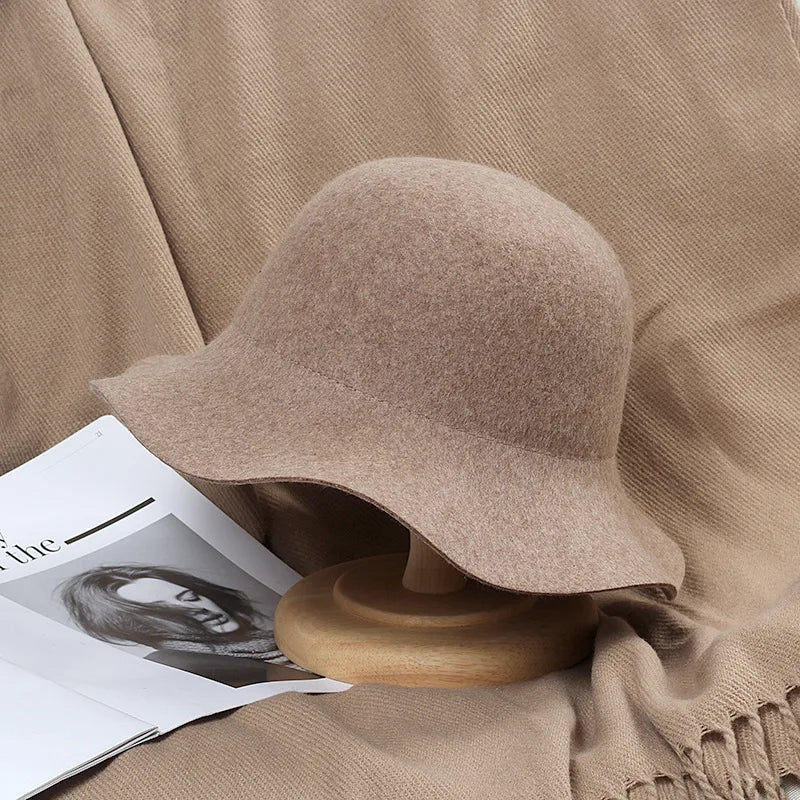 Fedora Hat Women's Autumn Wave Curled English Retro Versatile Fisherman Hat
