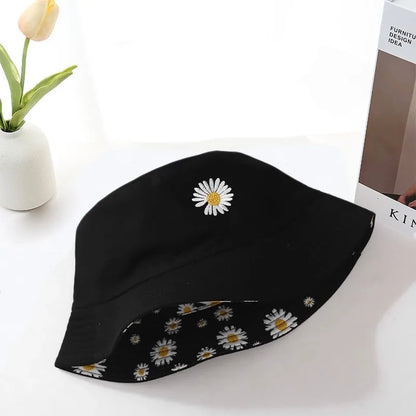 Small Daisy Flowers with Double-sided Fisherman Hat Universal Cotton