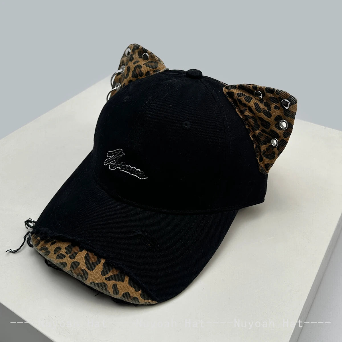 Unisex Street Style Rivet Leopard Print Baseball Cap
